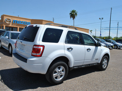 ford escape 2008 white suv xlt gasoline 6 cylinders front wheel drive automatic with overdrive 78550