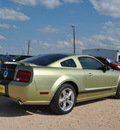 ford mustang 2006 dk  green coupe gt premium gasoline 8 cylinders rear wheel drive 5 speed manual 78550