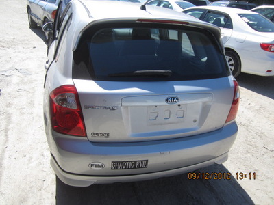 kia spectra5