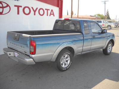 nissan frontier 2004 blue gasoline 4 cylinders rear wheel drive standard 79925