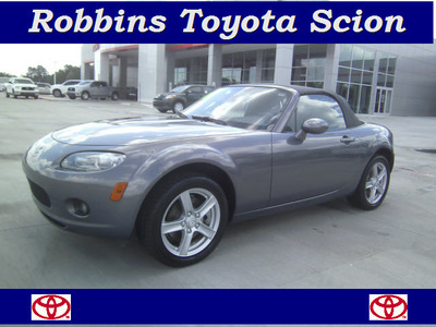 mazda mx 5 miata 2006 dk  gray gasoline 4 cylinders rear wheel drive 5 speed manual 75503