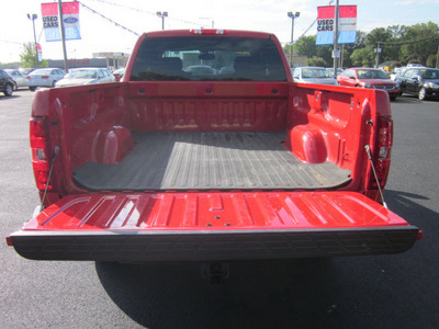 chevrolet silverado 1500 2011 red pickup truck ls flex fuel 8 cylinders 2 wheel drive automatic 62863