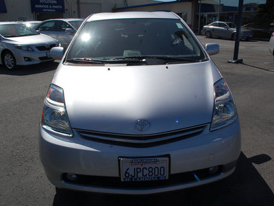 toyota prius 2009 silver hatchback standard hybrid 4 cylinders front wheel drive automatic 94010