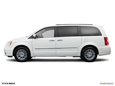 chrysler town and country 2013 van touring l flex fuel 6 cylinders front wheel drive shiftable automatic 47130