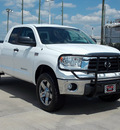 toyota tundra 2008 white sr5 gasoline 8 cylinders 2 wheel drive automatic with overdrive 77469