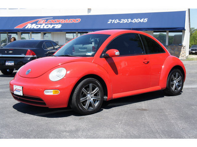 volkswagen new beetle 2004 red hatchback gl gasoline 4 cylinders front wheel drive 5 speed manual 78217