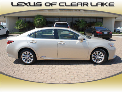 lexus es 300h 2013 beige sedan hybrid 4 cylinders front wheel drive automatic 77546