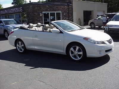 toyota camry solara 2006 off white sle v6 gasoline 6 cylinders front wheel drive automatic 06019