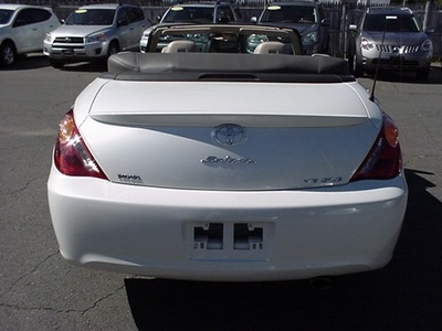 toyota camry solara 2006 off white sle v6 gasoline 6 cylinders front wheel drive automatic 06019