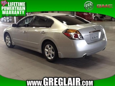 nissan altima 2009 silver sedan 2 5 s gasoline 4 cylinders front wheel drive automatic 79015