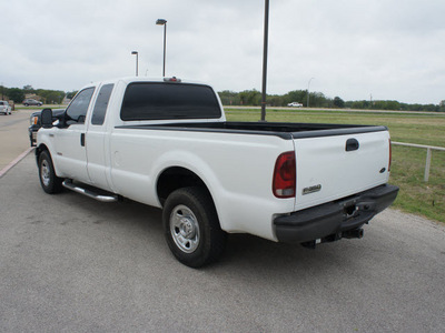 ford f 350 super duty 2007 white xl supercab diesel 8 cylinders rear wheel drive automatic 75119