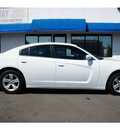 dodge charger 2012 white sedan se gasoline 6 cylinders rear wheel drive automatic 90004