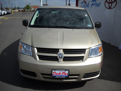 dodge grand caravan 2010 gold van se gasoline 6 cylinders front wheel drive automatic 79925