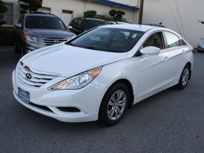 hyundai sonata 2012 white sedan gls gasoline 4 cylinders front wheel drive automatic 94010