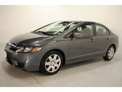 honda civic 2009 dk  gray sedan lx gasoline 4 cylinders front wheel drive automatic 77025