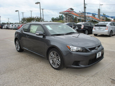 scion tc 2013 gray coupe gasoline 4 cylinders front wheel drive 6 speed manual 76011