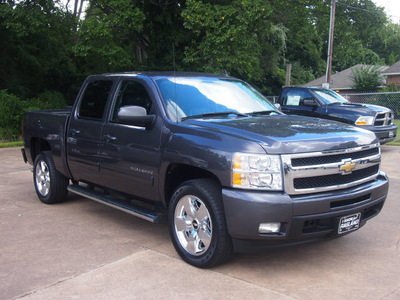 chevrolet silverado 1500 2010 dk  gray ltz flex fuel 8 cylinders 2 wheel drive shiftable automatic 77515