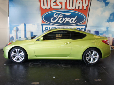 hyundai genesis coupe 2010 green coupe 2 0t gasoline 4 cylinders rear wheel drive automatic 75062