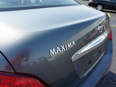 nissan maxima 2009 dk  gray sedan 3 5 s gasoline 6 cylinders front wheel drive automatic 19153