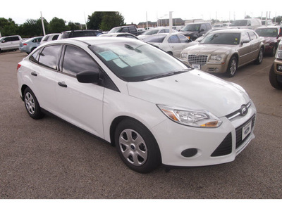 ford focus 2012 white sedan s flex fuel 4 cylinders front wheel drive automatic 77074