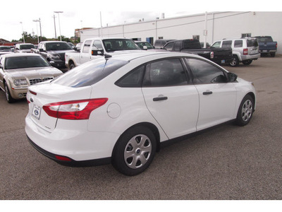 ford focus 2012 white sedan s flex fuel 4 cylinders front wheel drive automatic 77074