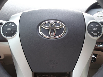 toyota prius 2010 silver ii hybrid 4 cylinders front wheel drive automatic 75672