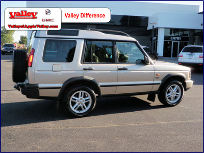 land rover discovery 2003 brown suv se7 gasoline 8 cylinders 4 wheel drive automatic 55124