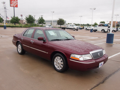 mercury grand marquis 2005 red sedan ls premium gasoline 8 cylinders rear wheel drive automatic with overdrive 76108