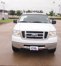 ford f 150 2007 white xlt gasoline 8 cylinders 4 wheel drive automatic with overdrive 76108