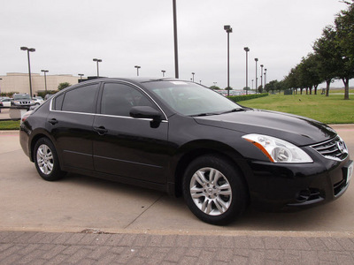 nissan altima 2012 black sedan 2 5 s special edition gasoline 4 cylinders front wheel drive automatic 76018