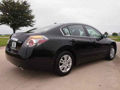 nissan altima 2012 black sedan 2 5 sl gasoline 4 cylinders front wheel drive automatic 76018