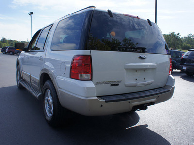 ford expedition 2006 white suv eddie bauer gasoline 8 cylinders rear wheel drive automatic 27330