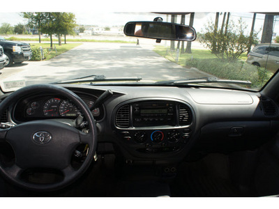 toyota tundra 2006 black sr5 gasoline 8 cylinders 4 wheel drive automatic 77339