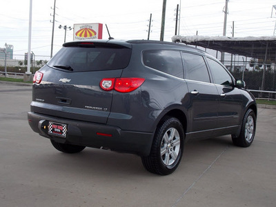 chevrolet traverse 2009 gray suv lt gasoline 6 cylinders front wheel drive automatic with overdrive 77469