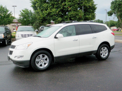 chevrolet traverse 2012 white lt 6 cylinders automatic 55124