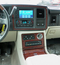 cadillac escalade esv 2006 white suv dvd gasoline 8 cylinders all whee drive automatic 55124