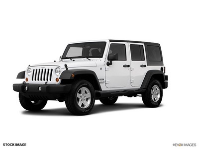 jeep wrangler unlimited 2013 white suv sport gasoline 6 cylinders 4 wheel drive automatic 77388