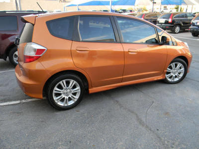 honda fit 2009 orange hatchback sport gasoline 4 cylinders front wheel drive automatic 79936