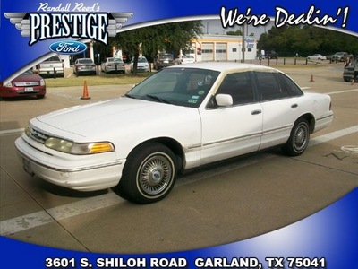 ford crown victoria 1996 sedan base gasoline 8 cylinders rear wheel drive 4 speed automatic 75041