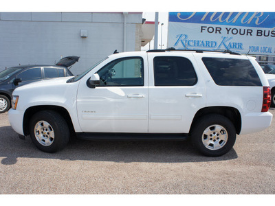 chevrolet tahoe 2012 white suv lt flex fuel 8 cylinders 2 wheel drive 6 speed automatic 76710