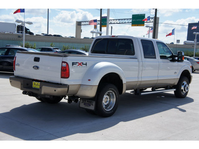 ford f 350 super duty 2011 white king ranch biodiesel 8 cylinders 4 wheel drive automatic 77043