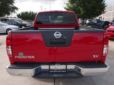 nissan frontier 2011 red sv v6 gasoline 6 cylinders 2 wheel drive automatic with overdrive 76011