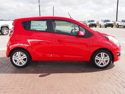 chevrolet spark 2013 red hatchback 1lt auto gasoline 4 cylinders front wheel drive automatic 78009