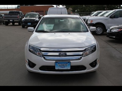 ford fusion 2012 wht pltnm met t sedan sel flex fuel 6 cylinders front wheel drive automatic 75041