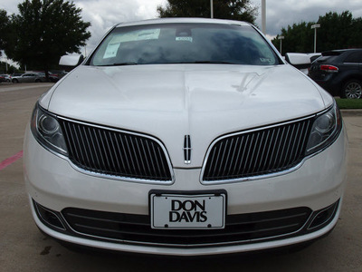 lincoln mks 2013 white sedan gasoline 6 cylinders front wheel drive automatic 76011