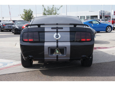 ford mustang 2005 black coupe gt deluxe gasoline 8 cylinders rear wheel drive automatic 79119