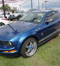 ford mustang 2006 blue coupe v6 standard gasoline 6 cylinders rear wheel drive automatic 77301