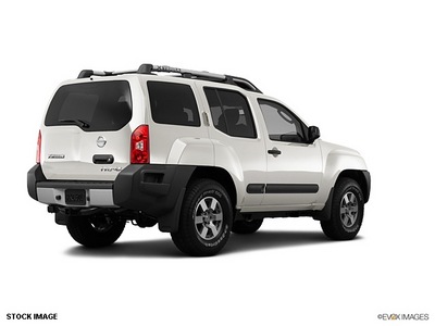 nissan xterra 2012 white suv pro 4x gasoline 6 cylinders 4 wheel drive automatic 77301