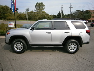 toyota 4runner 2010 silver suv gasoline 6 cylinders 4 wheel drive automatic 13502