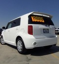 scion xb 2009 white suv gasoline 4 cylinders front wheel drive automatic 90241